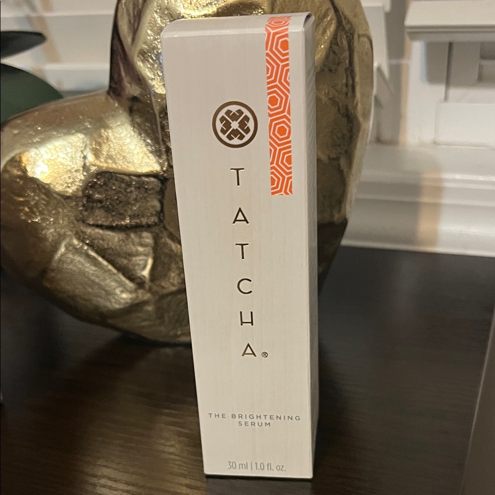 Tatcha Brightening Serum - White and Orange